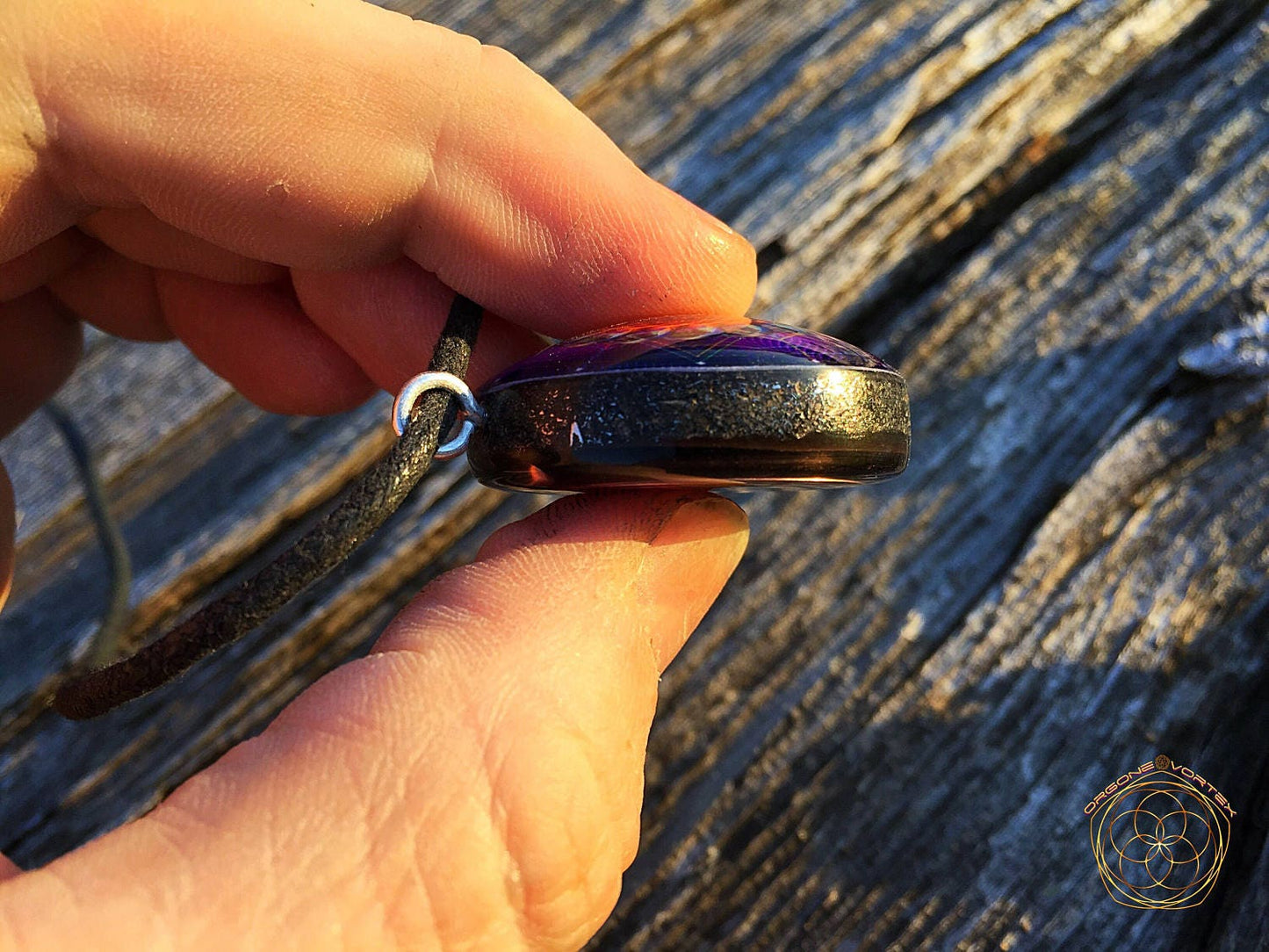 Sangha-blanc Orgone Tesla Pendant- featuring Pumayana -EMF Blocker - Chakra Balancing - FREE Necklace - Hand Made