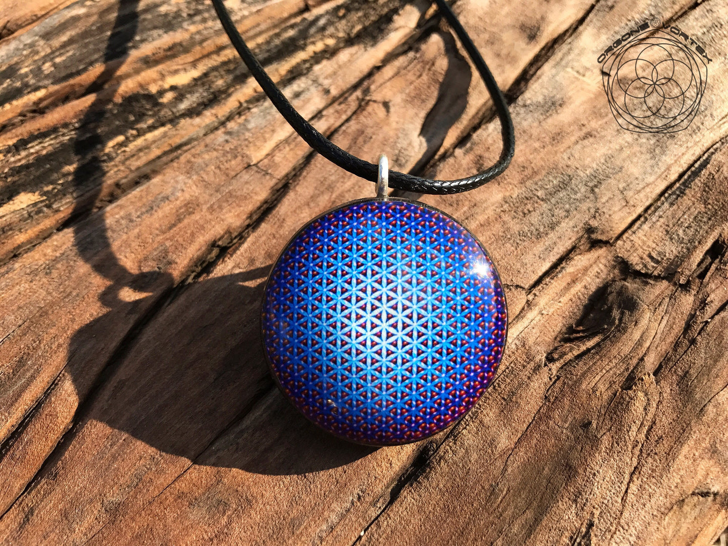 Flower of Life - Sacred Geometry - Orgone Tesla Pendant- EMF Blocker - Chakra Balancing - FREE Necklace - Hand Mad