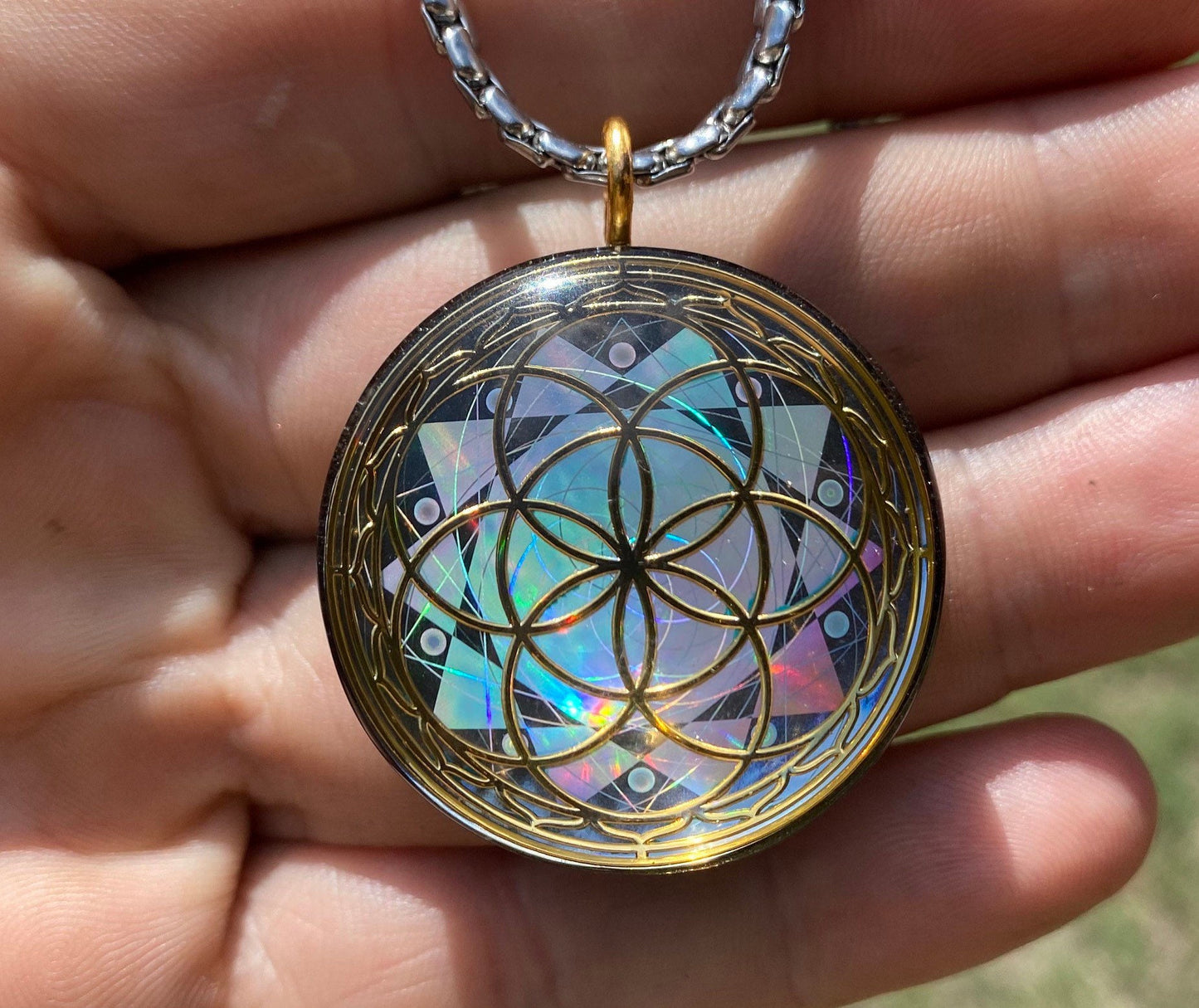 Seed of Life - Sacred Geometry Holographic Orgone Tesla Pendant- EMF Blocker - Chakra Balancing - FREE Necklace - Hand Made