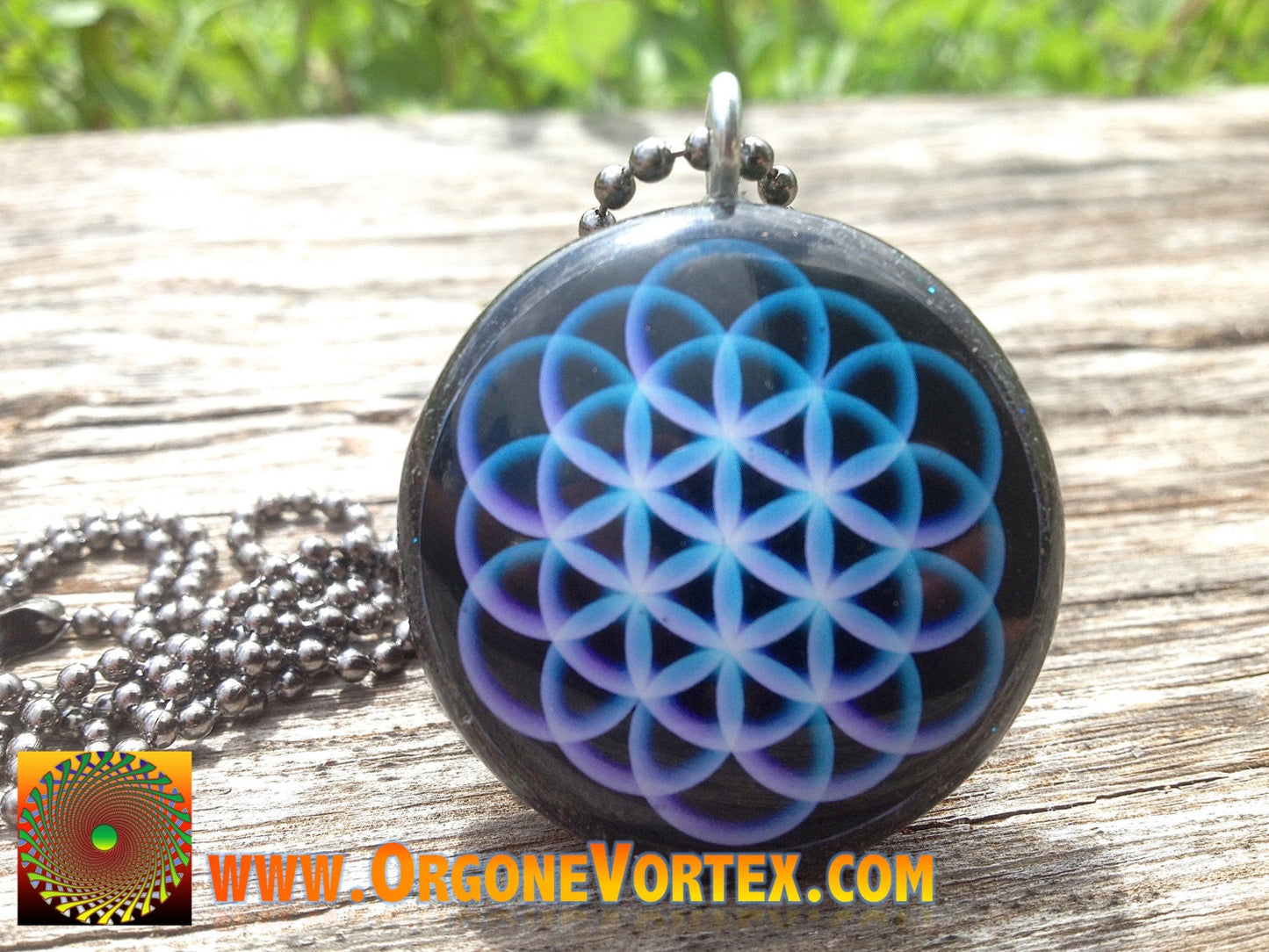 Purple Dream - Flower of Life - Sacred Geometry - Orgone Tesla Pendant- EMF Blocker - Chakra Balancing - FREE Necklace - Hand Made