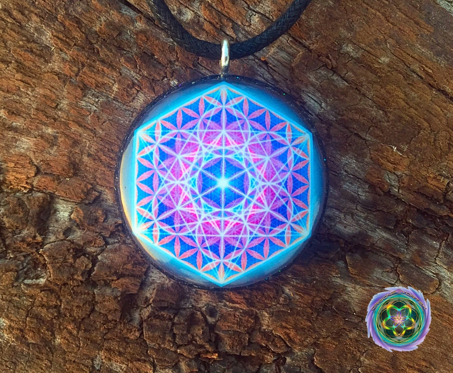 Metatrons Cube - Sacred Geometry - Orgone Tesla Pendant- EMF Blocker - Chakra Balancing - FREE Necklace - Hand Made
